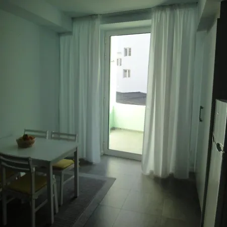 Apartamentos Almeida Garrett Ponta Delgada Extérieur photo